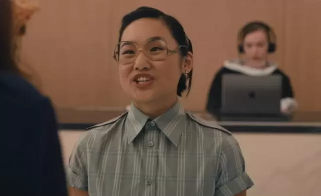 《穿普拉达的女王2》新角色“秦舟”引争议,亚裔命名与造型遭质疑 - 现场图 《穿普拉达的女王2》新角色“秦舟”引争议,亚裔命名与造型遭质疑 - 现场图